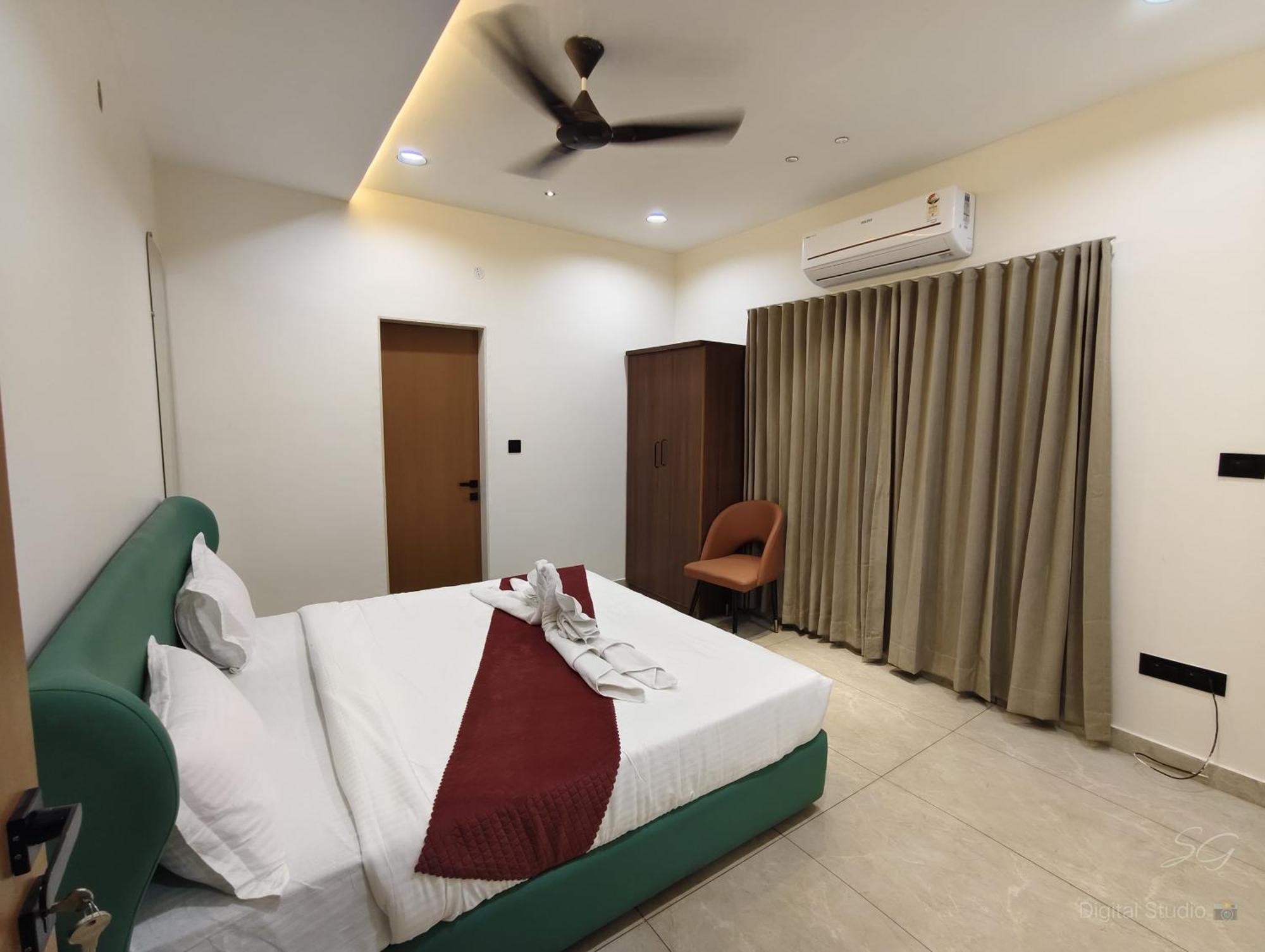 Shree Jalaram Resort Kodae Екстер'єр фото