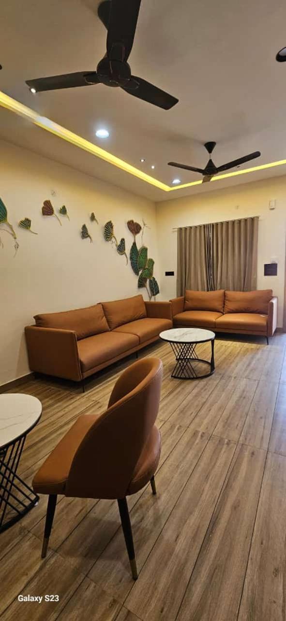 Shree Jalaram Resort Kodae Екстер'єр фото
